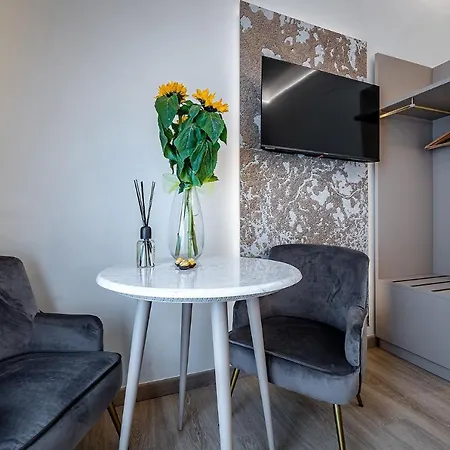Ξενοδοχείο με διαμερίσματα Residenza Giotto